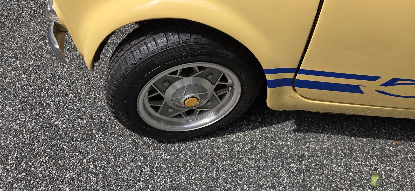 Luigi, 1972 Fiat 500 L — plate 05